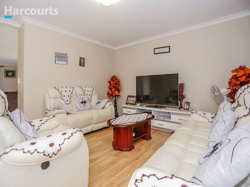 3 Chiba Retreat, Merriwa WA 6030