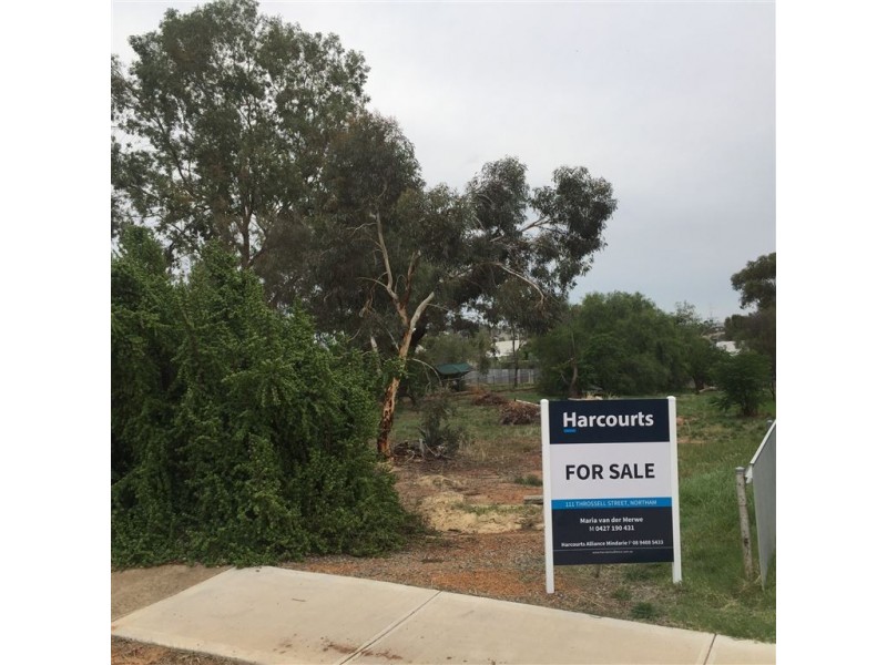 111 Throssell Street, Northam WA 6401