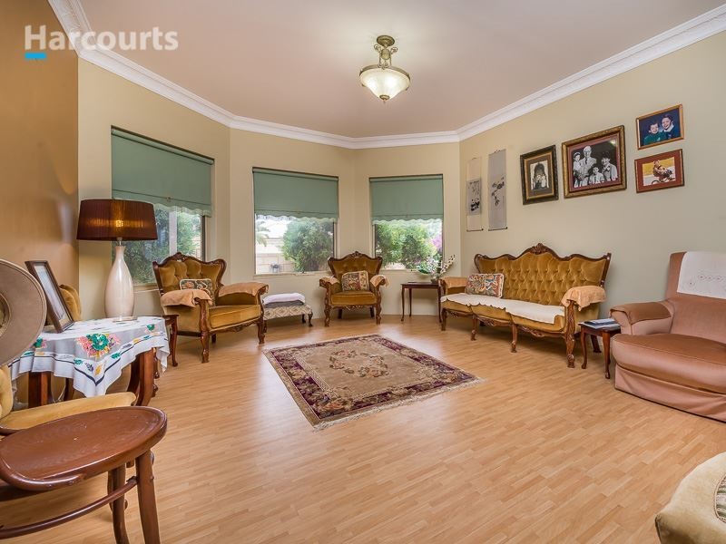 23 Renner Circle, Wanneroo WA 6065