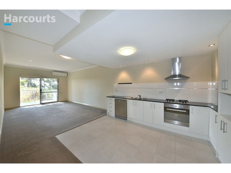 30/88 Lakeside Drive, Joondalup WA 6027