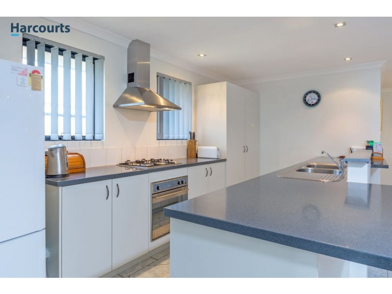 6 Kawana Place, Clarkson WA 6030