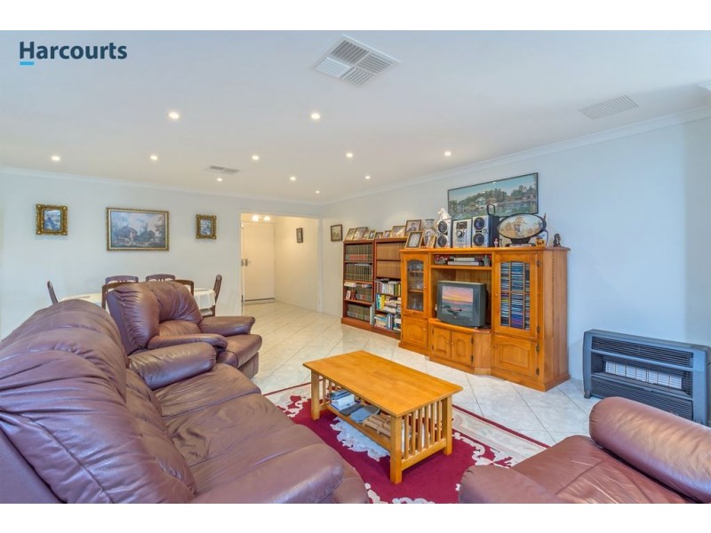 6 Kawana Place, Clarkson WA 6030