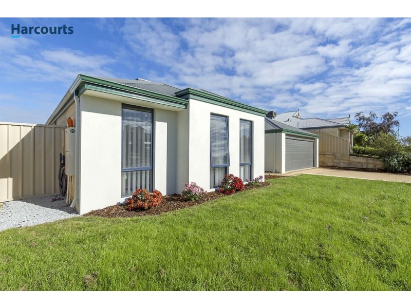 99 Ridgewood Boulevard, Ridgewood WA 6030