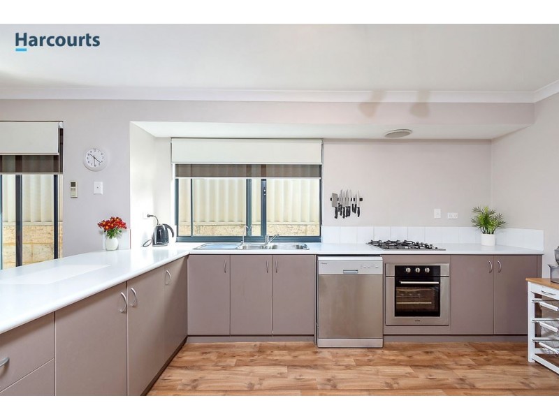 99 Ridgewood Boulevard, Ridgewood WA 6030