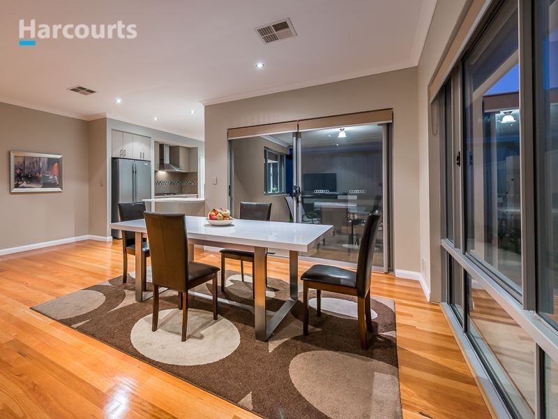 250 Santa Barbara Parade, Jindalee WA 6036