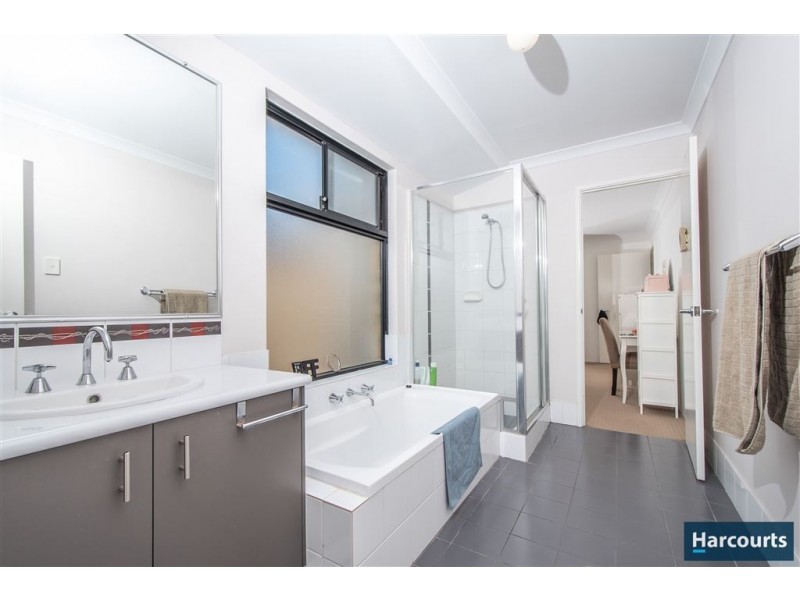 2 Miami Lane, Clarkson WA 6030