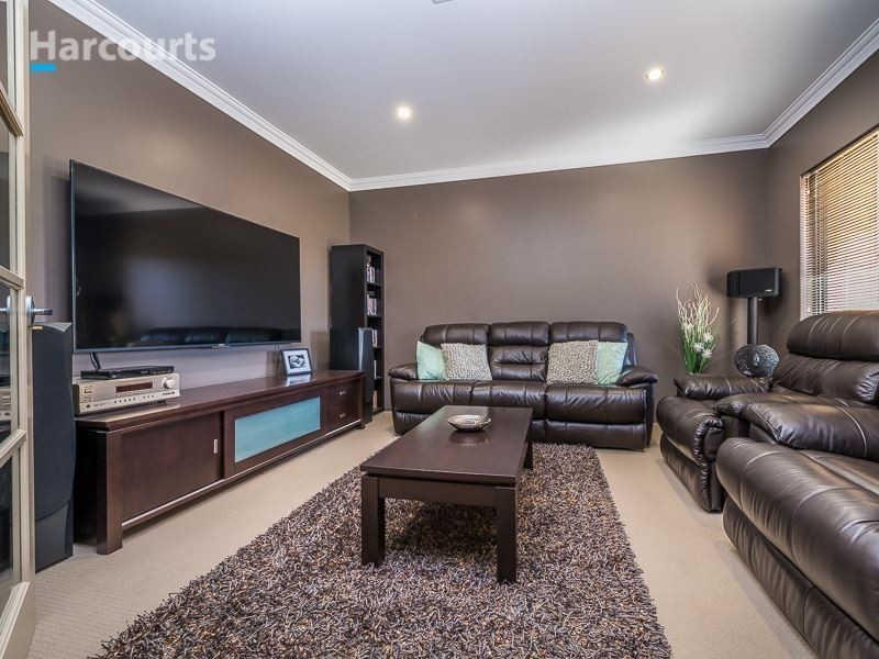 11 Neah Place, Butler WA 6036