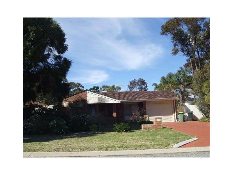 12 Arundel Drive, Halls Head WA 6210