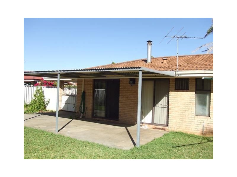19 Renison Drive, Greenfields WA 6210
