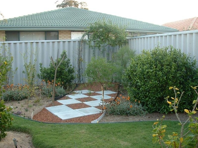 35 Irrawaddy Drive, Greenfields WA 6210