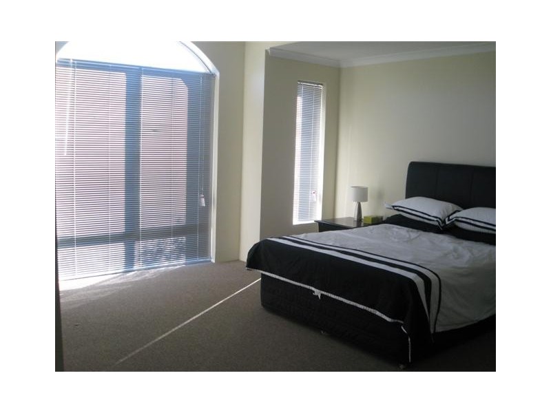 17 Sharperton MDR, Mandurah WA 6210
