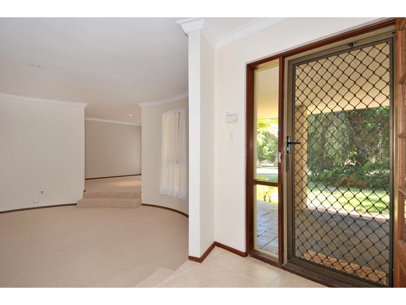 34 Tennyson Avenue, Mandurah WA 6210