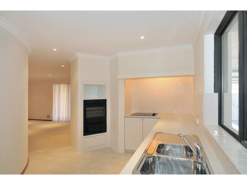 34 Tennyson Avenue, Mandurah WA 6210