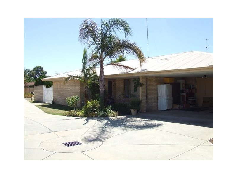 13 A Castleward Place, Mandurah WA 6210