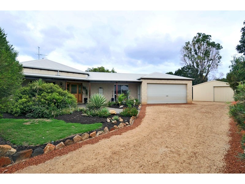 7 Redfern Place, Mandurah WA 6210