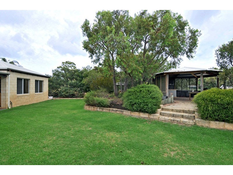 7 Redfern Place, Mandurah WA 6210