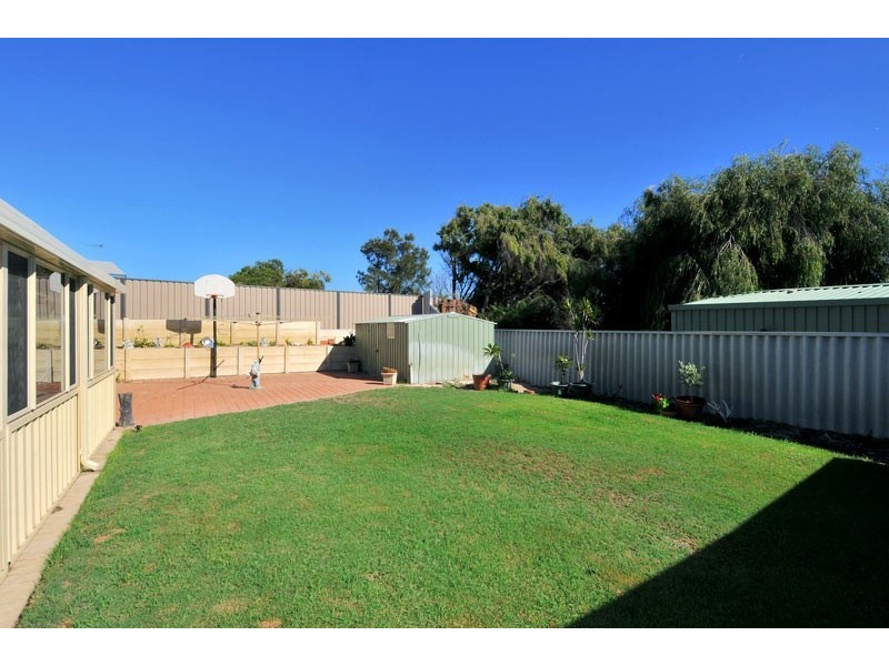 4 Coffey Street, Singleton WA 6175