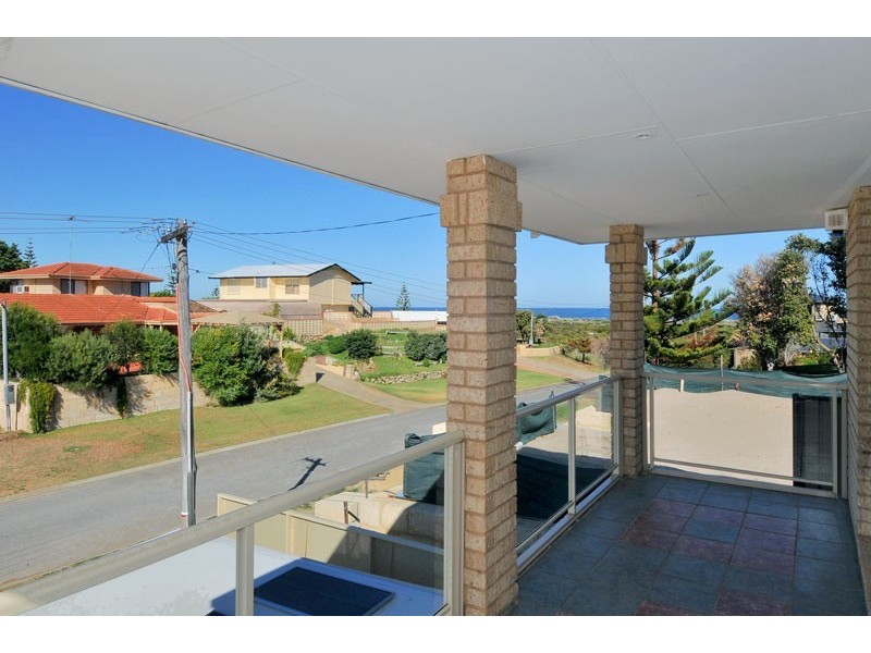 4 Coffey Street, Singleton WA 6175