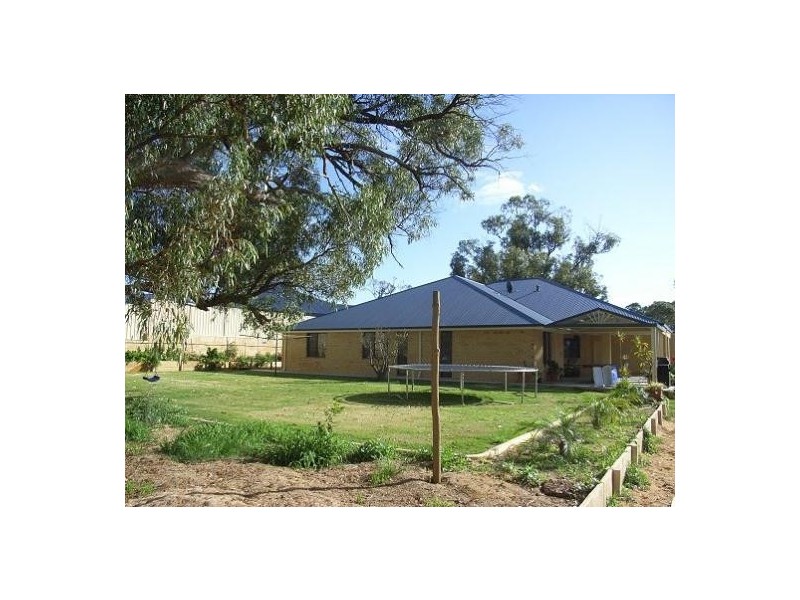 8 Bookara View, Lakelands WA 6210