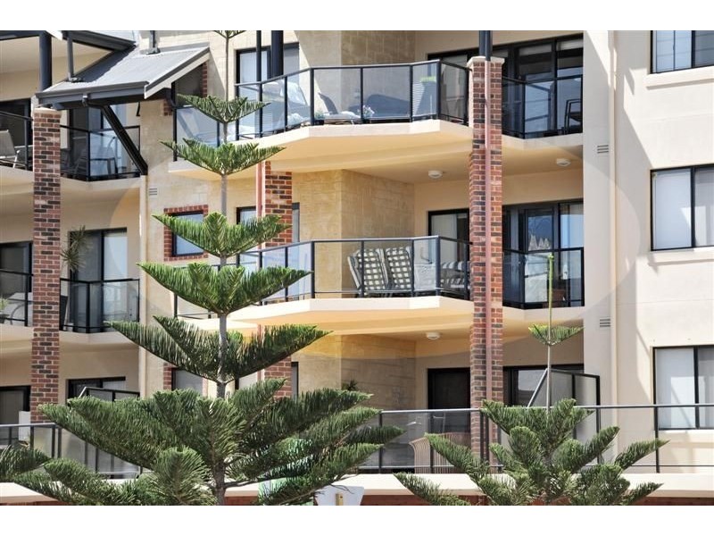 26/37 Dolphin Drive, Mandurah WA 6210