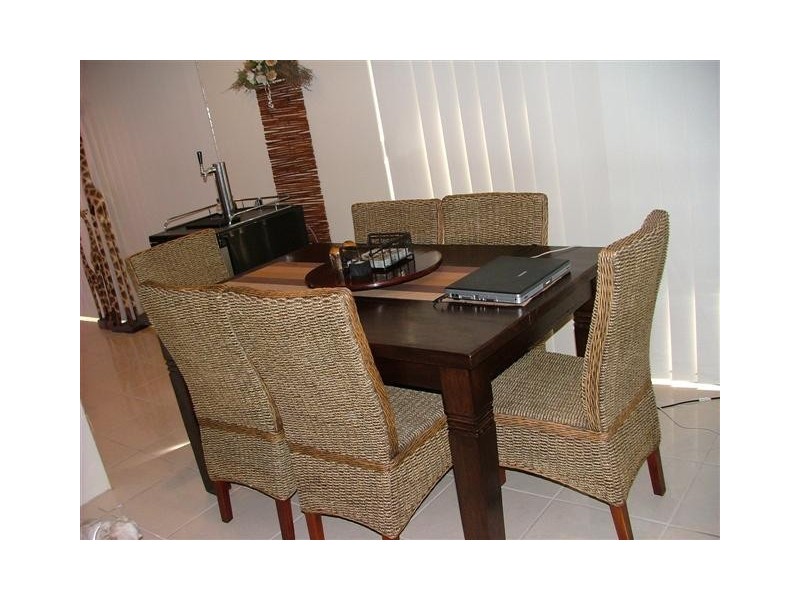 180 Peelwood Parade, Halls Head WA 6210