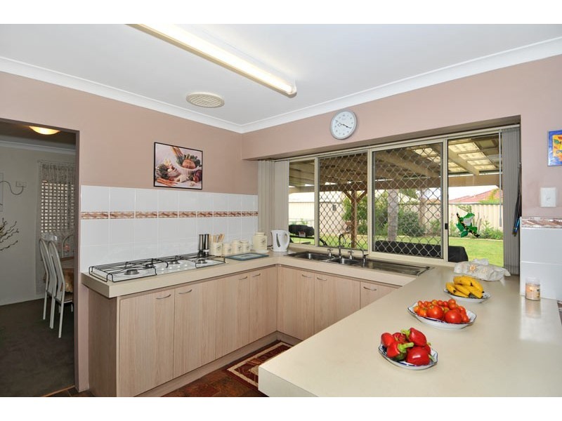 8 Investigator Drive, Waikiki WA 6169