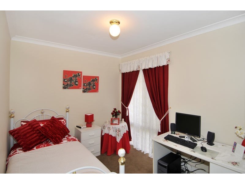 8 Investigator Drive, Waikiki WA 6169