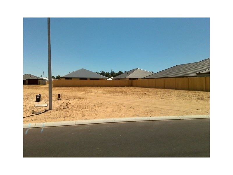 49 Kambany Approach, Dalyellup WA 6230