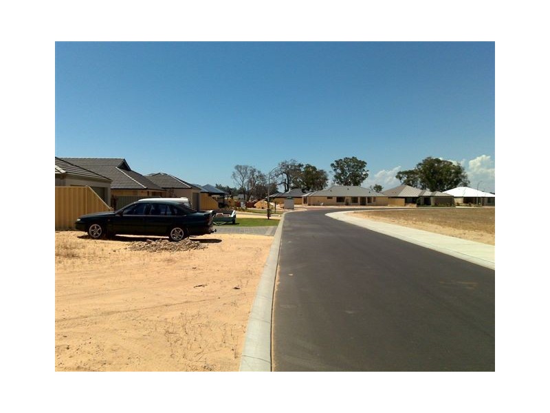 49 Kambany Approach, Dalyellup WA 6230