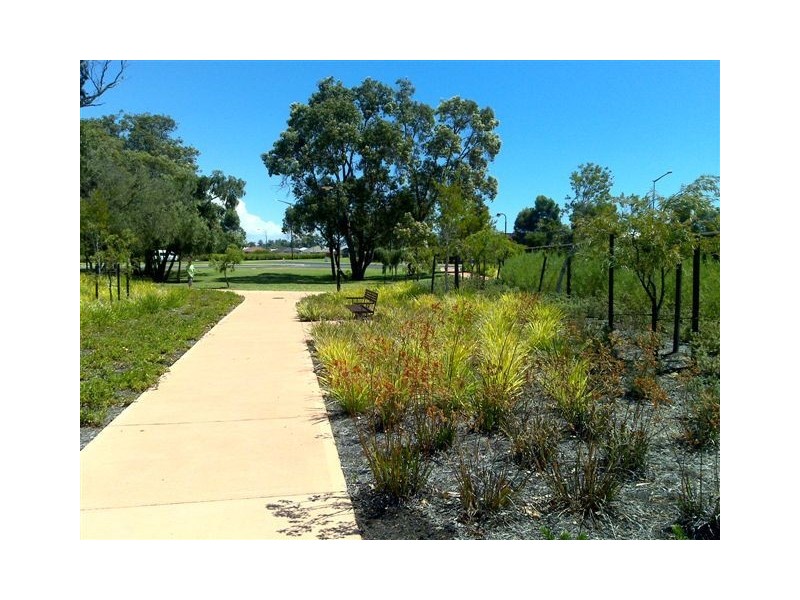 49 Kambany Approach, Dalyellup WA 6230