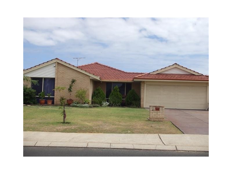 43 Cambridge Drive, Greenfields WA 6210