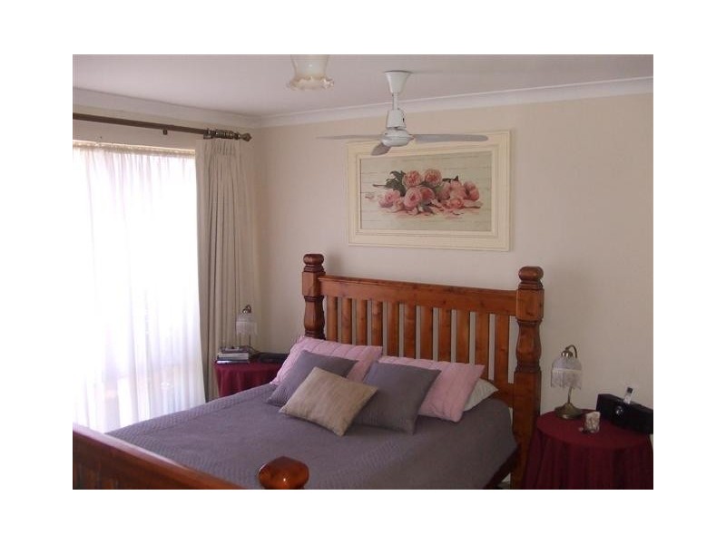 43 Cambridge Drive, Greenfields WA 6210