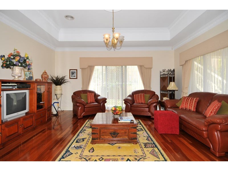 1 Zinnia Lane, Halls Head WA 6210