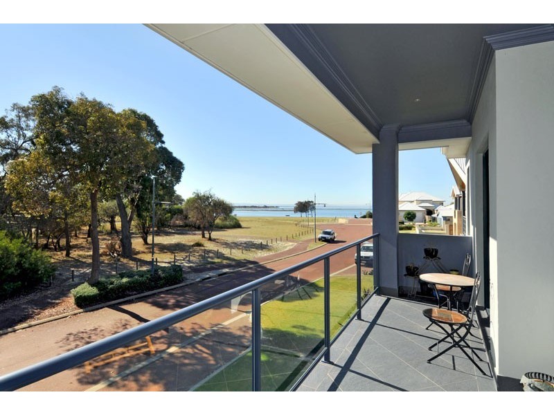 48 Marina Quay Drive, Erskine WA 6210