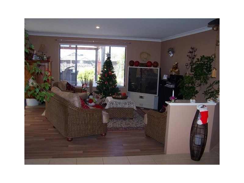 63 Northport Boulevard, Wannanup WA 6210