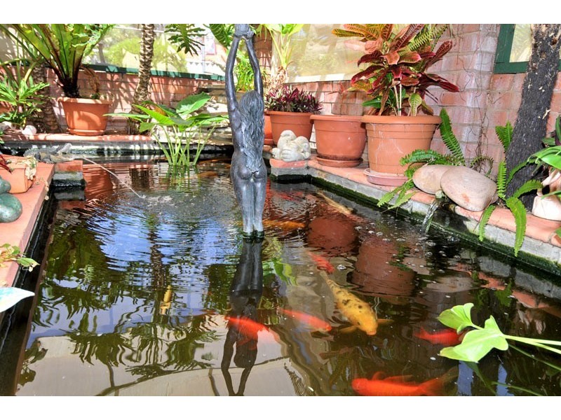 8 Penrith Street, Dudley Park WA 6210