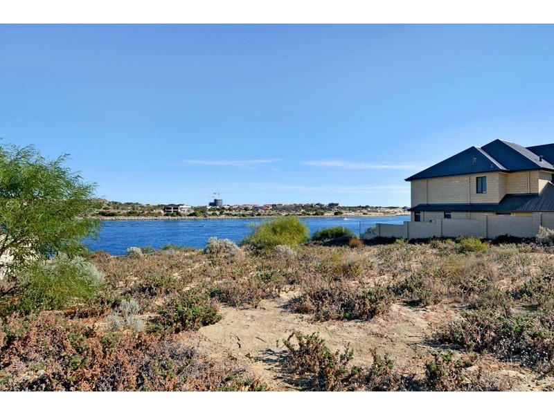 11 Captain Court, Port Bouvard, Wannanup WA 6210