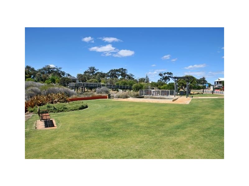 53 Katinka Retreat, Dudley Park WA 6210