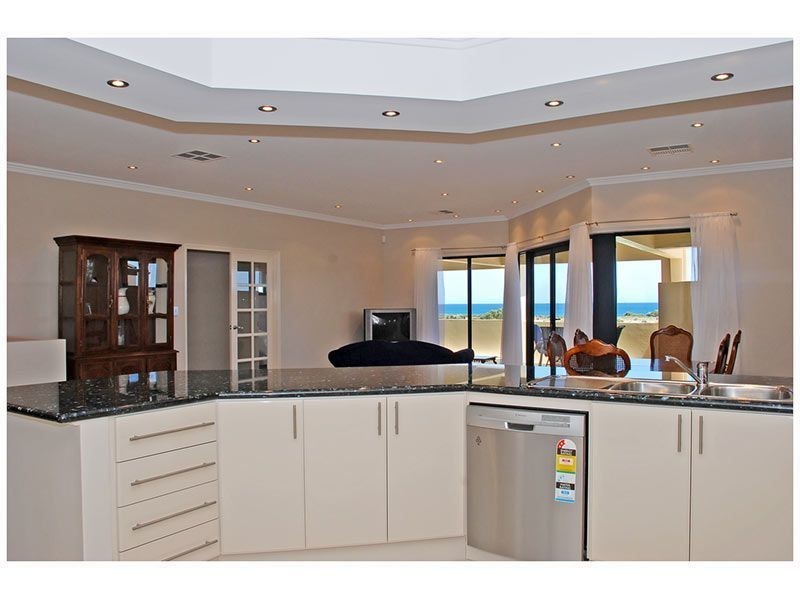 55 Endeavour Circle, Wannanup WA 6210