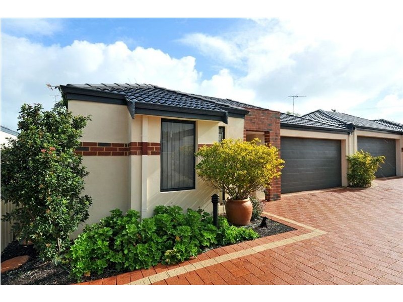 2/9 Division road, Mandurah WA 6210