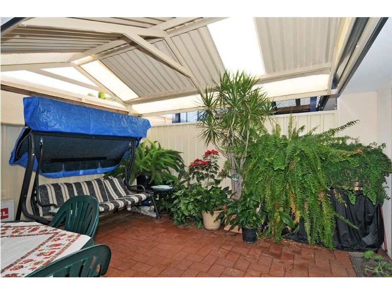 2/9 Division road, Mandurah WA 6210