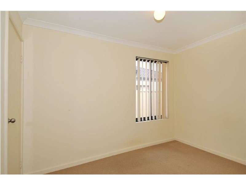 2/9 Division road, Mandurah WA 6210