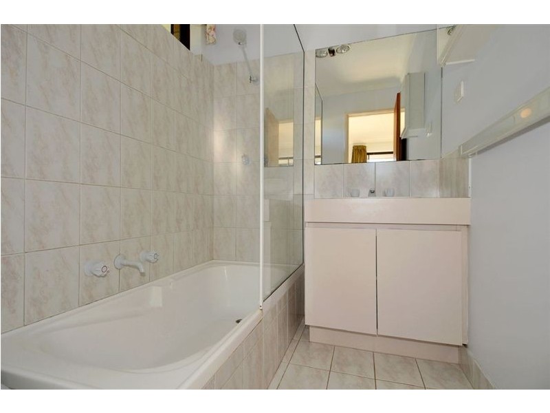 14 Sandalwood Parade, Halls Head WA 6210