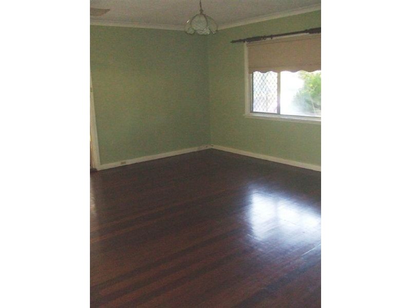 43 Boundary Road, Dudley Park WA 6210