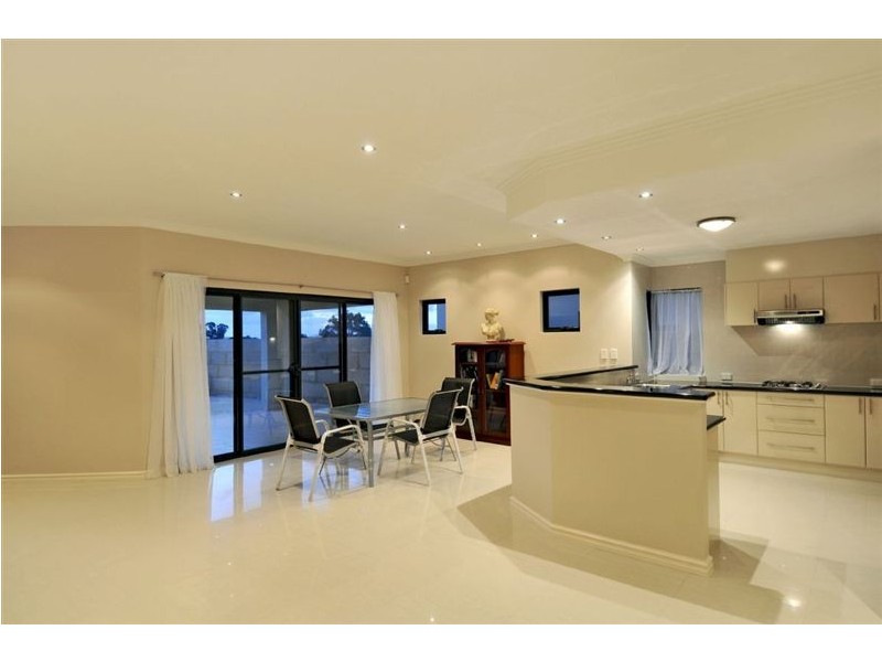 55 Endeavour Parade, Wannanup WA 6210