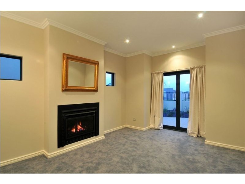 55 Endeavour Parade, Wannanup WA 6210