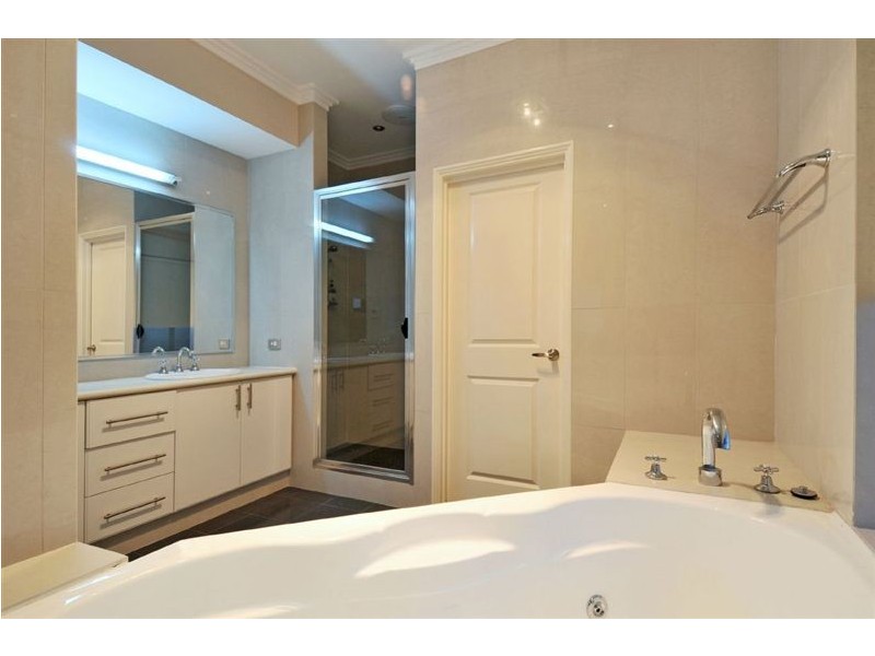 55 Endeavour Parade, Wannanup WA 6210