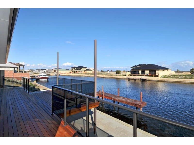 13 Twilight Court, Dudley Park WA 6210