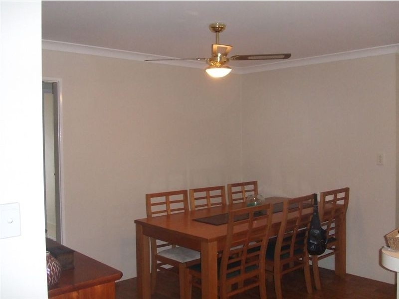 4 Moulton Street, Coodanup WA 6210