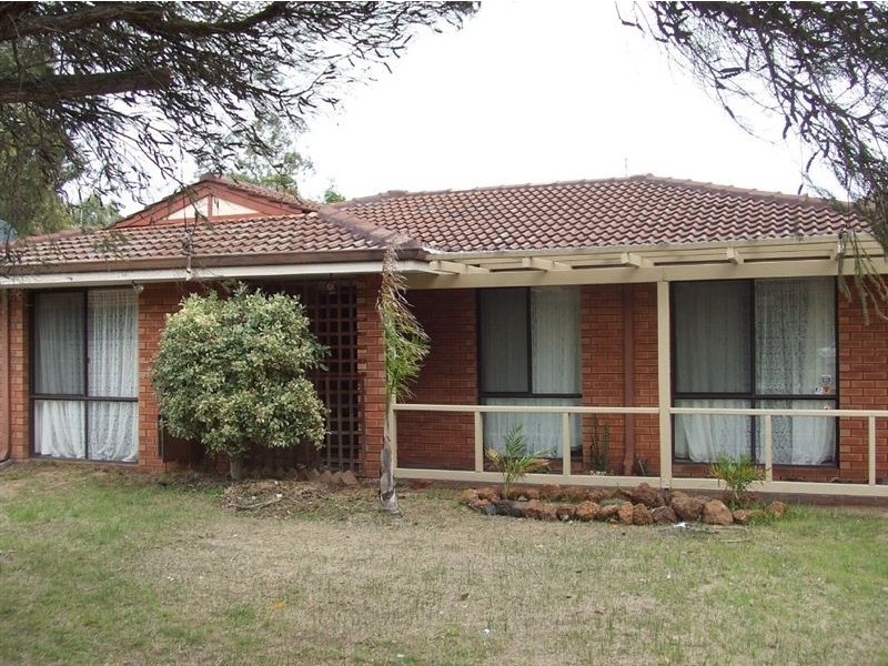 2 Josbury Close, Coodanup WA 6210
